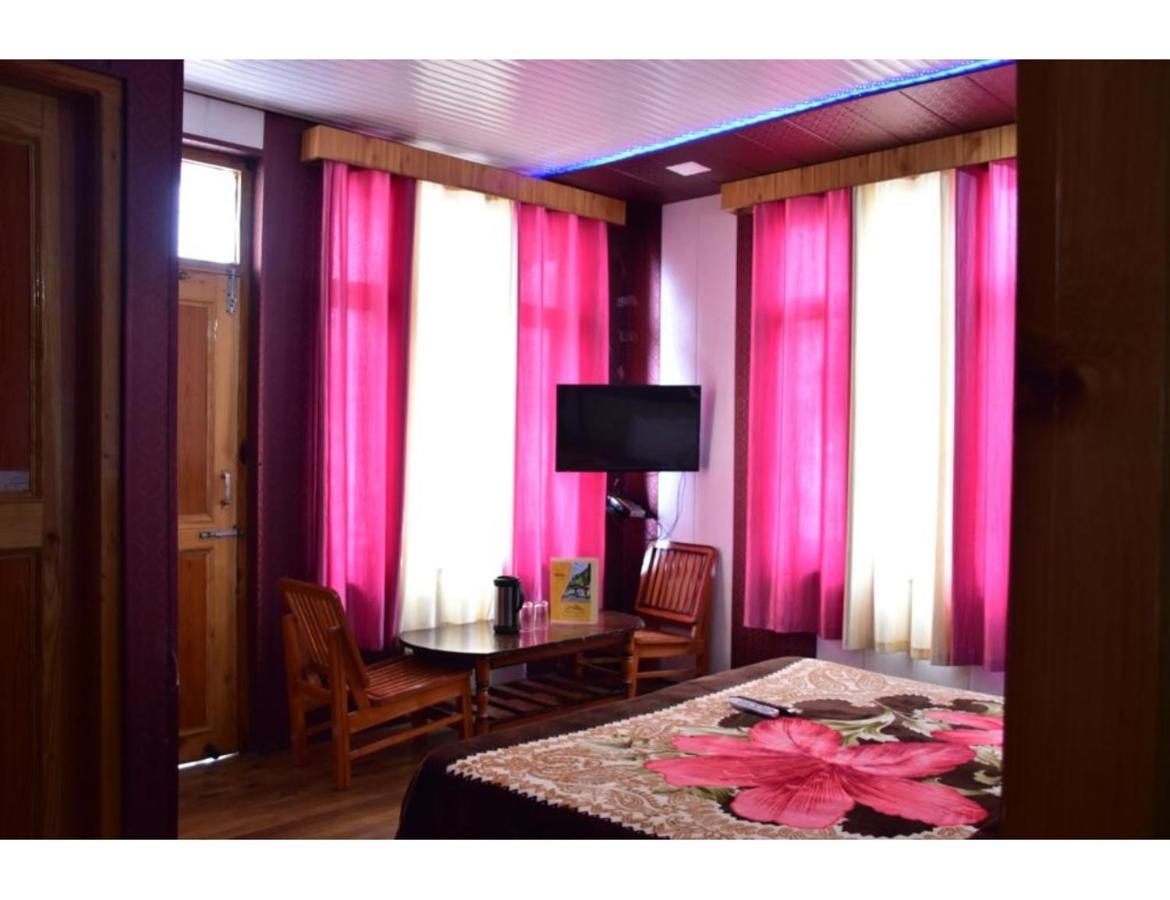 Sissu Hotel Peak View, Lahaul מראה חיצוני תמונה